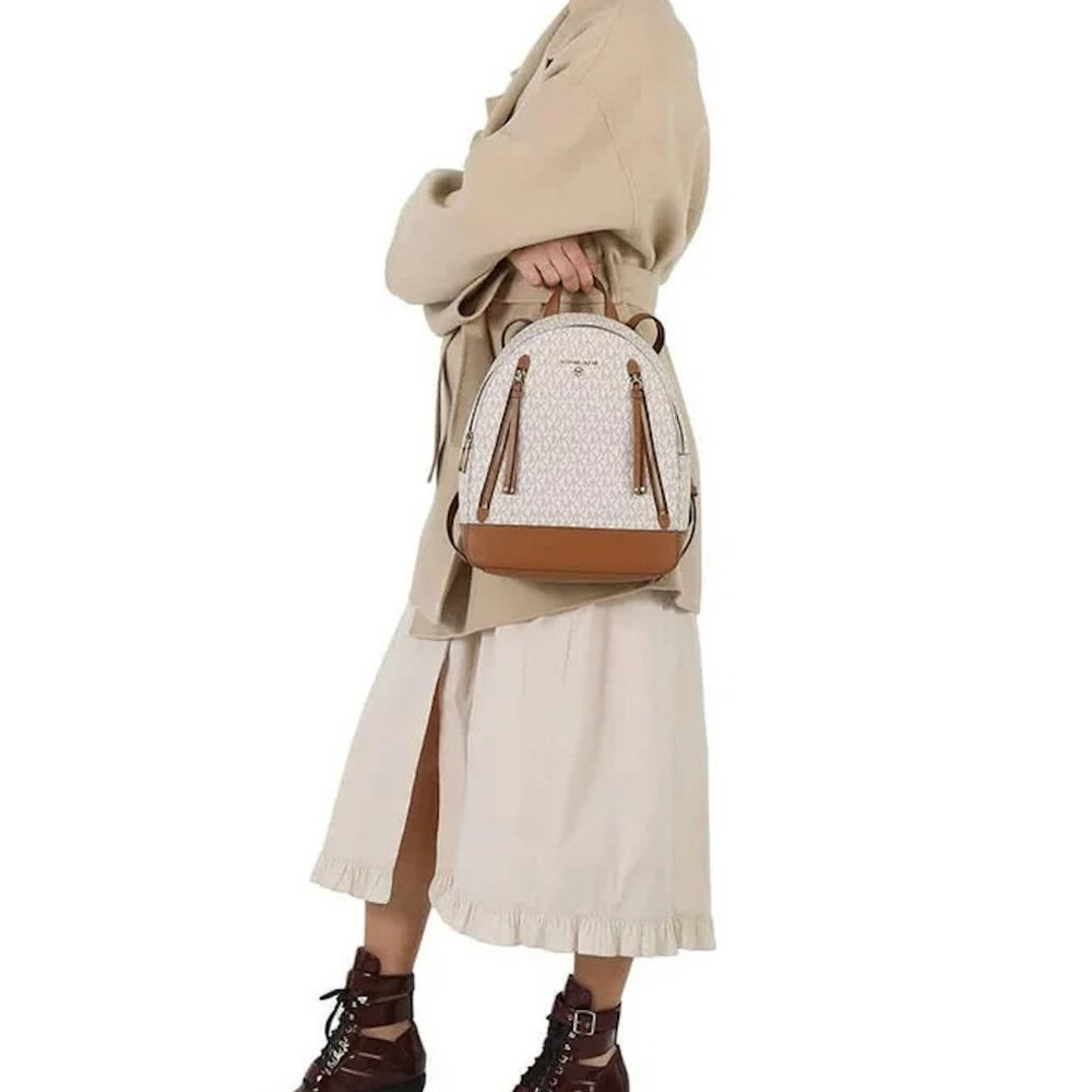 NWT Michael Kors "Brooklyn" medium logo monogram backpack in tan / vanilla Y2K - Picture 2 of 14